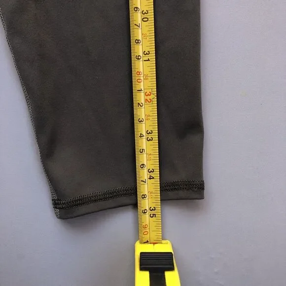 Vuori Colorblock Studio Legging in Light Oregano Size Small High Rise. LIKE NEW! - Picture 8 of 11